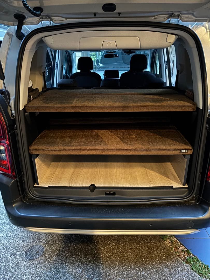 ベルランゴ、リフター純正agreベッドキットシステム【5人乗り用】