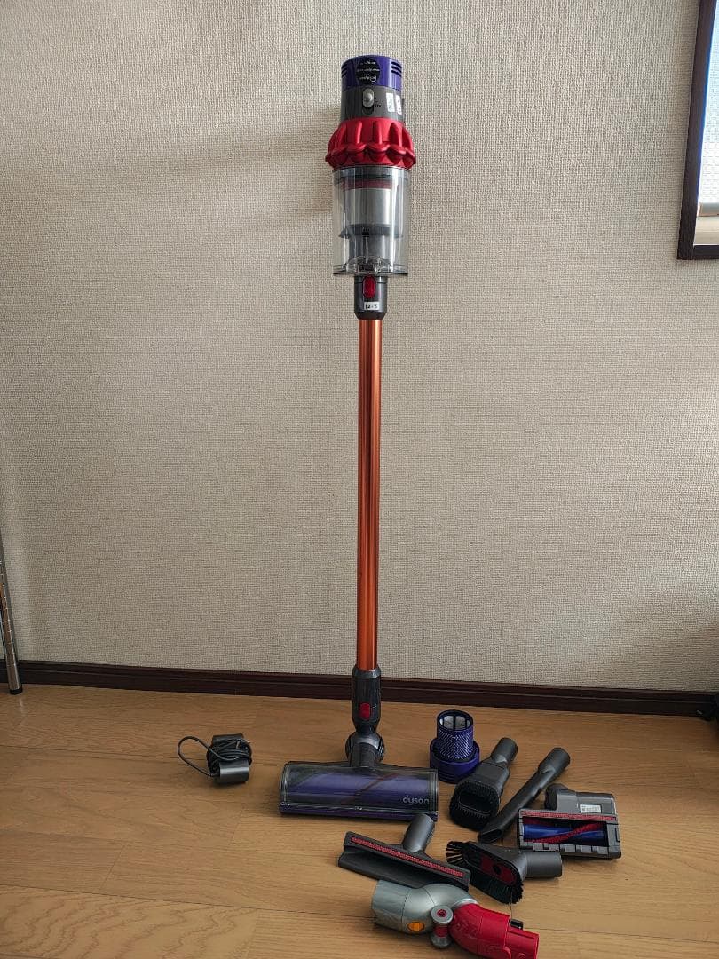 ダイソン★コードレス掃除機★V10★ＳV12★バッテリー新品と大差なし★5