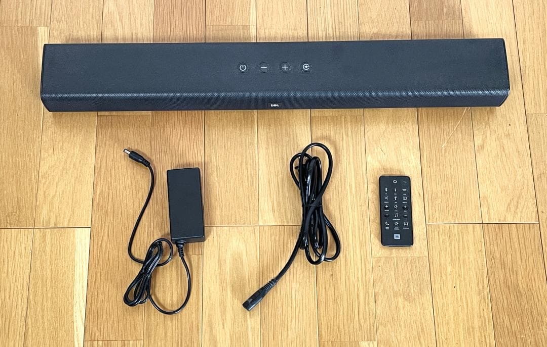 JBL BAR STUDIO サウンドバー　リモコン、説明書、元箱付き