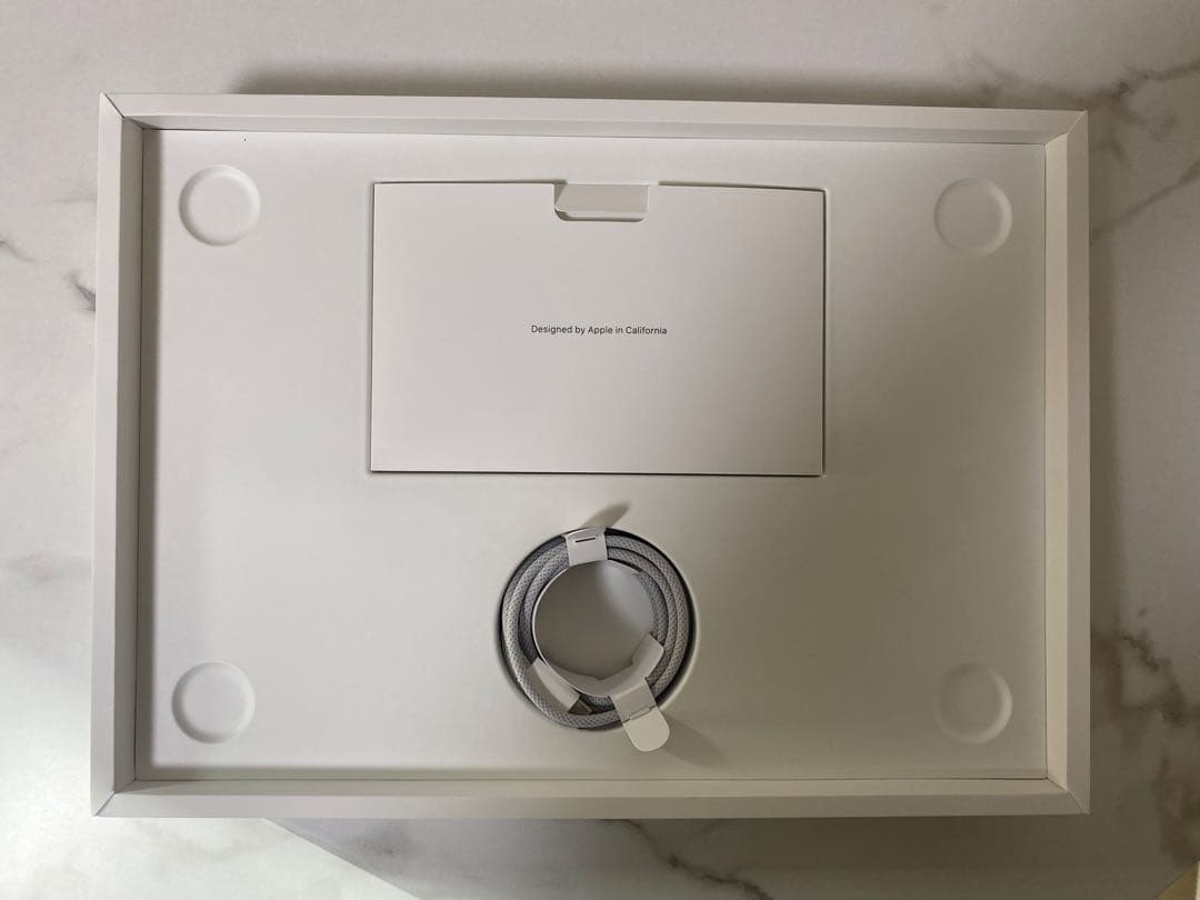 【美品】MacBookAir M2 13.6インチ2022バッテリー99%