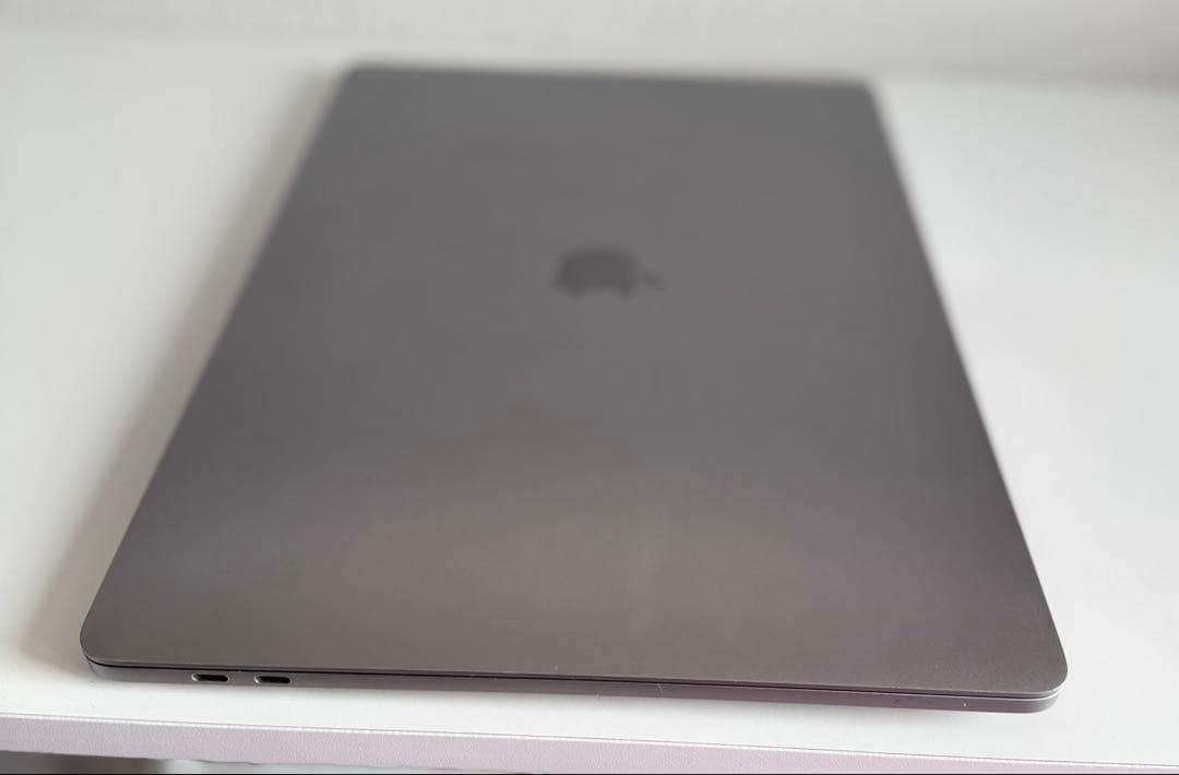 Macbook Pro 2019 15インチ Ram 32gb