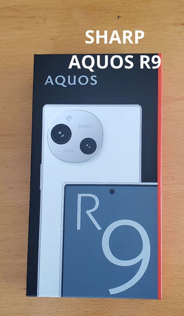 新品未使用　AQUOS R9 SHARP スマホ simフリー ホワイト