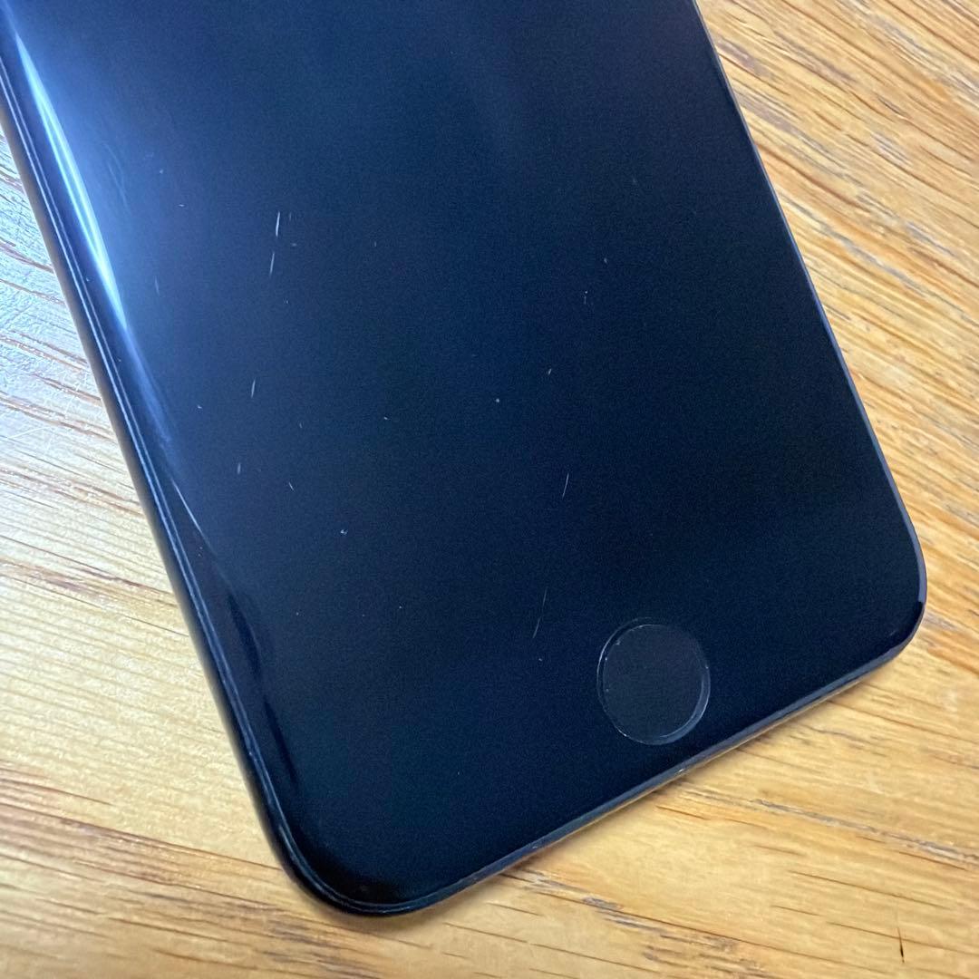 iPhone se2 ブラック　128gb