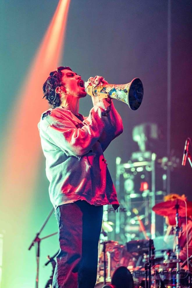 半壊 襤褸 クラッシュ NEW YORK ボロ加工 トレーナー 常田大希 L