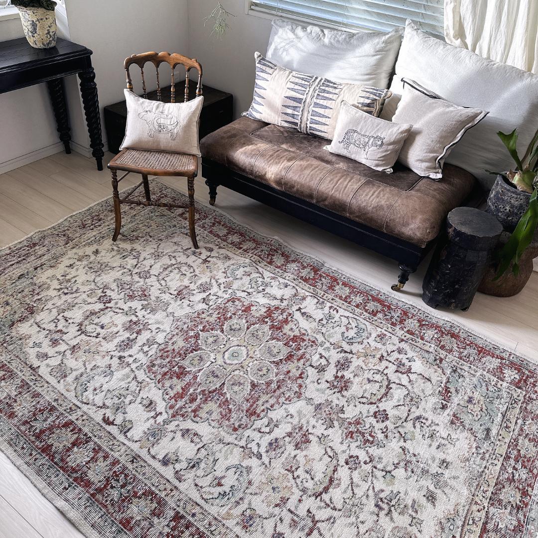 トルコ ヴィンテージラグ A124 レア 超大判 ダークレッド クリーム ミント