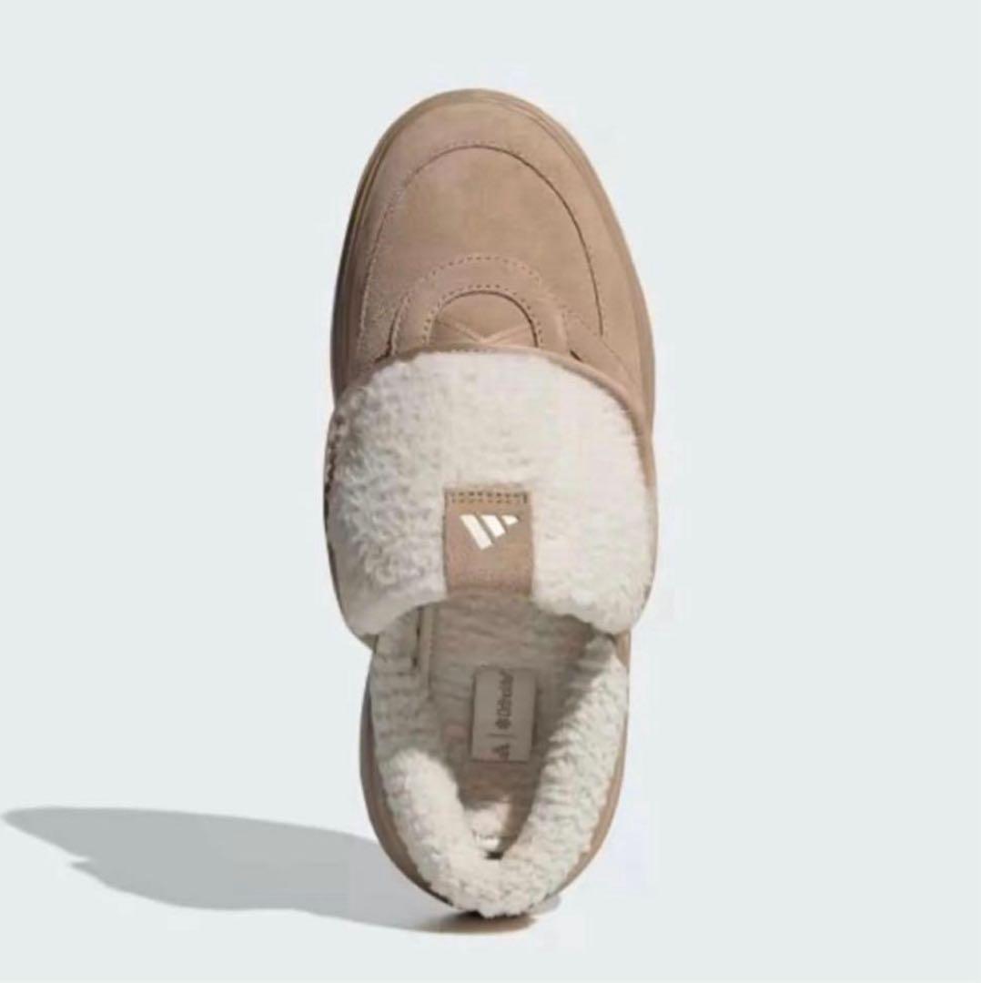 【韓国限定】新品 adidas グランドコートミュール 24.5 ボアサンダル