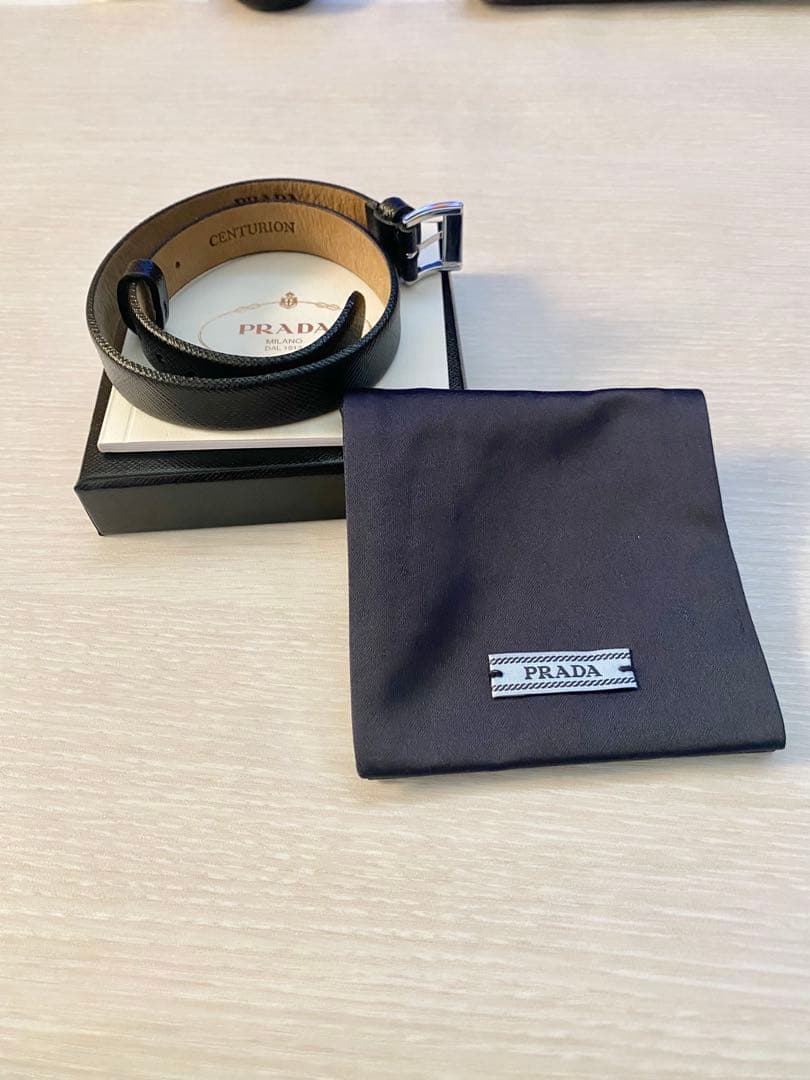 【希少】PRADAブレスレット AMEX CENTURIONコラボ