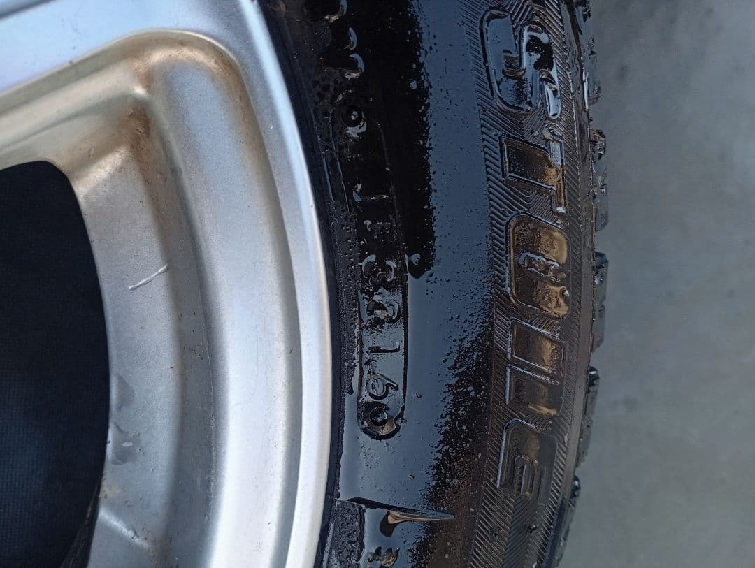 ブリジストン BLIZZAK 155/65R14 スタッドレス　4本セット