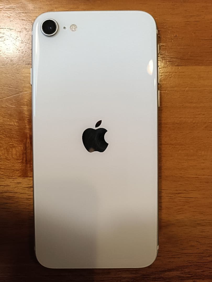 Apple iPhone se2 ホワイト 4.7インチ 本体