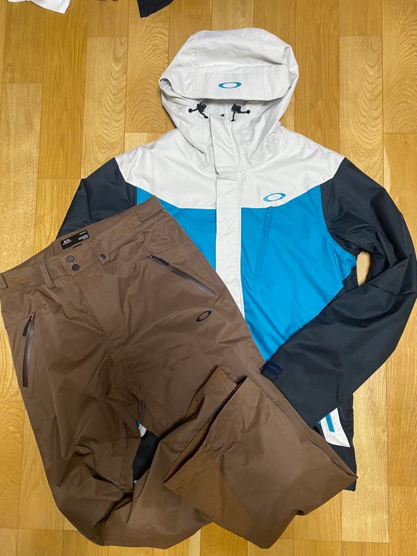 Oakley スノーボードウェア 上下セット