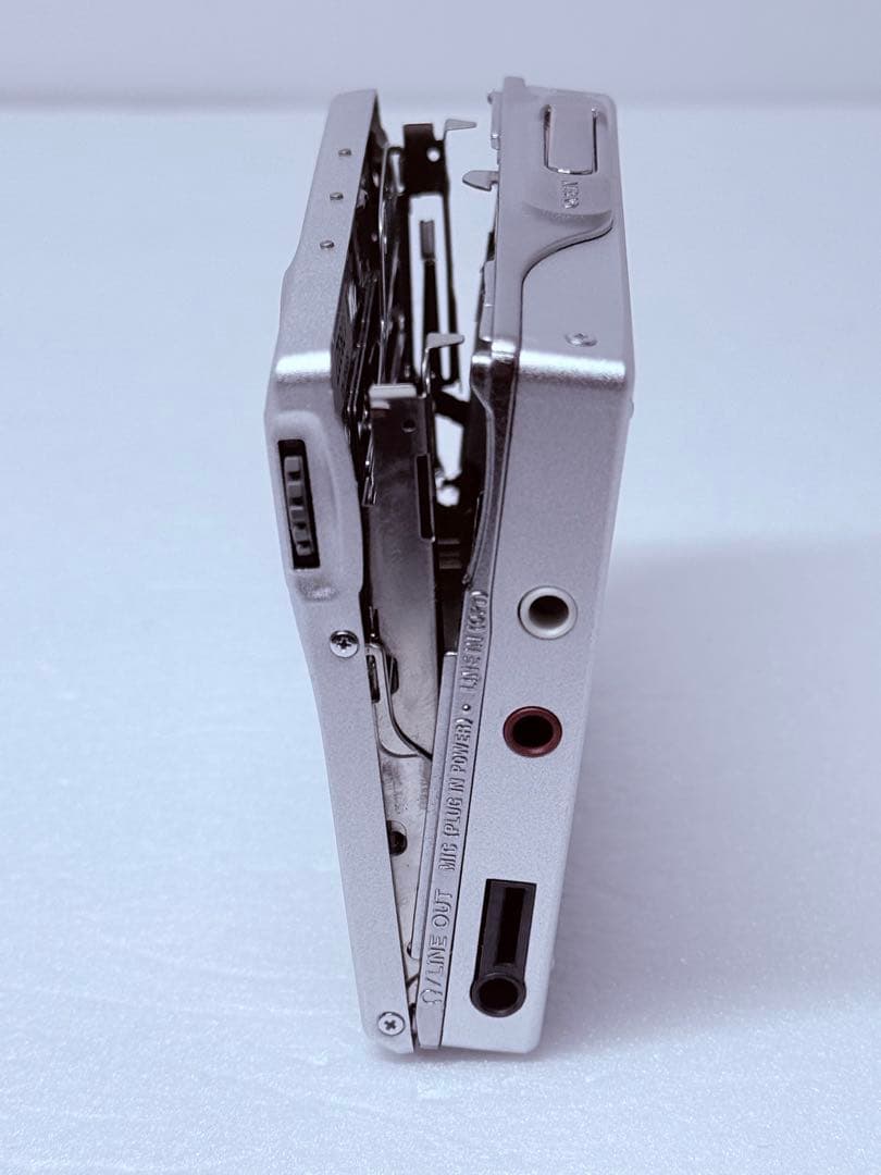 SONY MZ-R910 TYPE-R 動作確認済 ポータブルMDプレーヤー