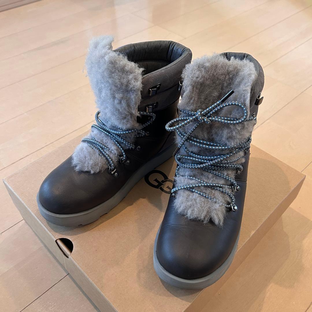 UGG VIKI WATERPROOF サイズ39 美品です！