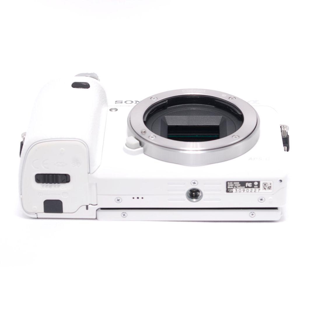 ❤即購入1000円OFF❤SONY α6000 驚異の11コマ/秒!! 高速連写