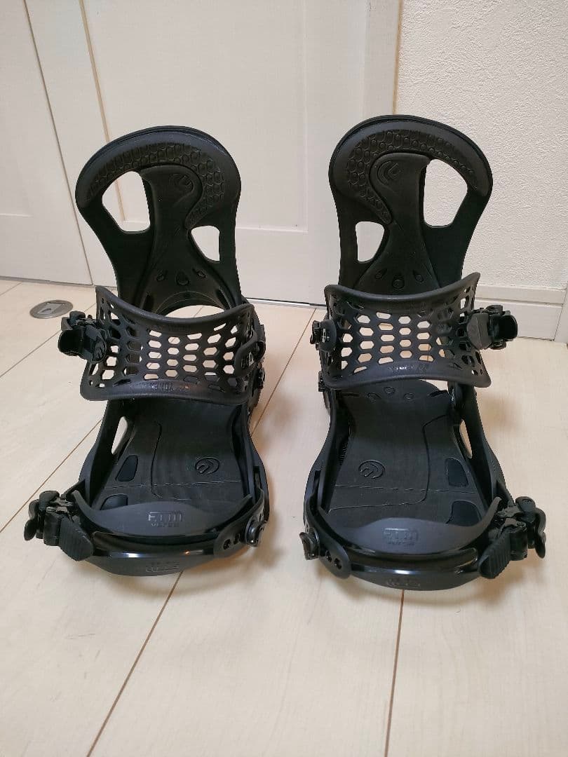 YONEX ROUSE Mサイズ FLUX TT　フラックス