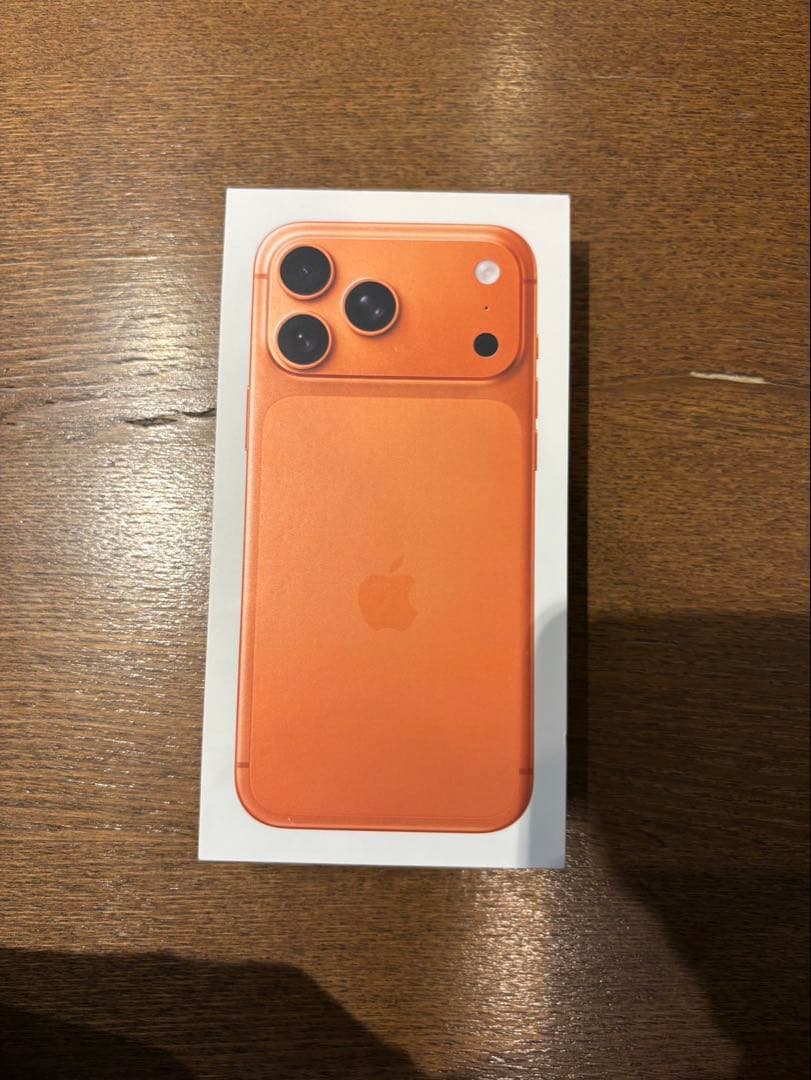 新品未使用 iPhone17ProMax コズミックオレンジ　256GB