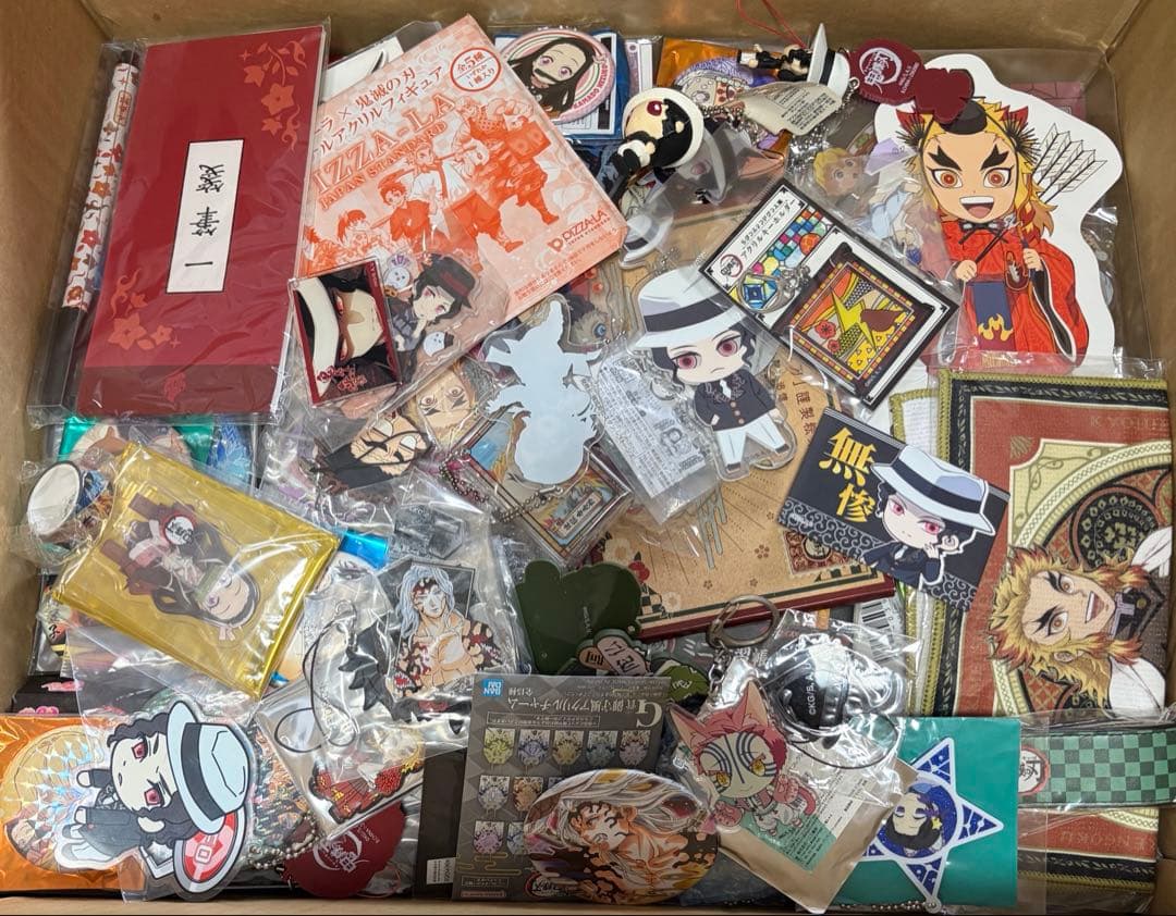 鬼滅の刃 グッズ 大量 まとめ売り 850点以上