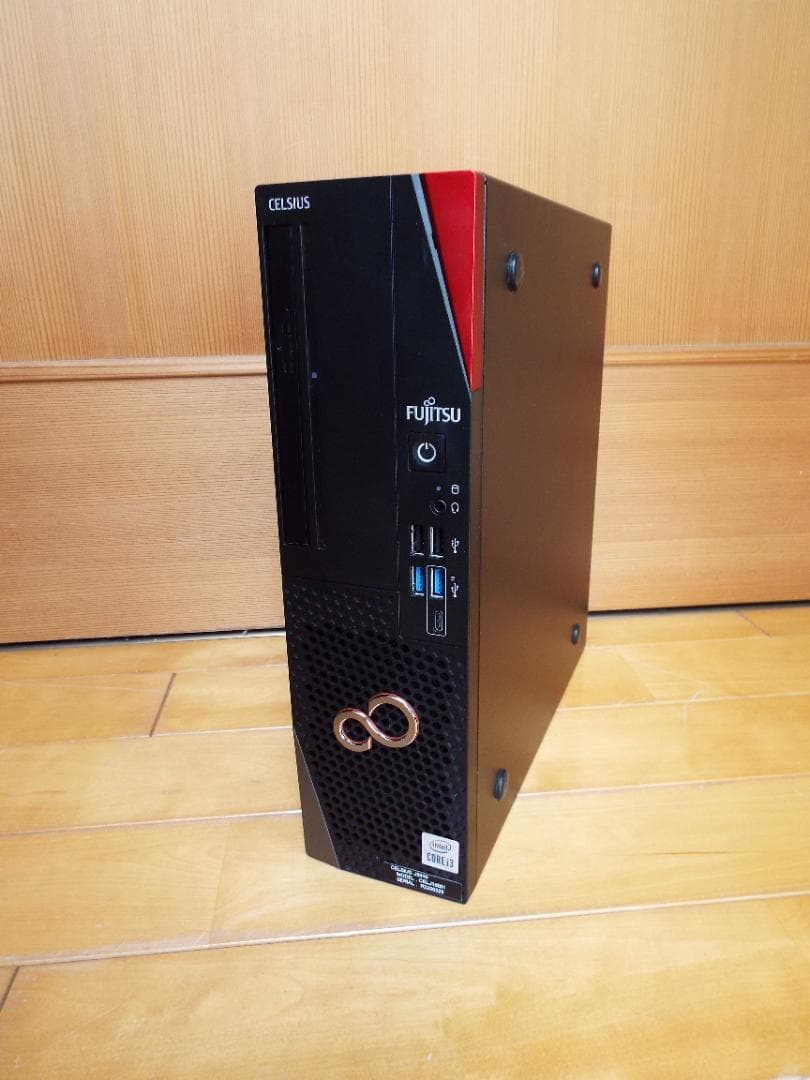 Windowsデスクトップ CELSIUS J5010 i3-10105 32G SSD512G+HDD1