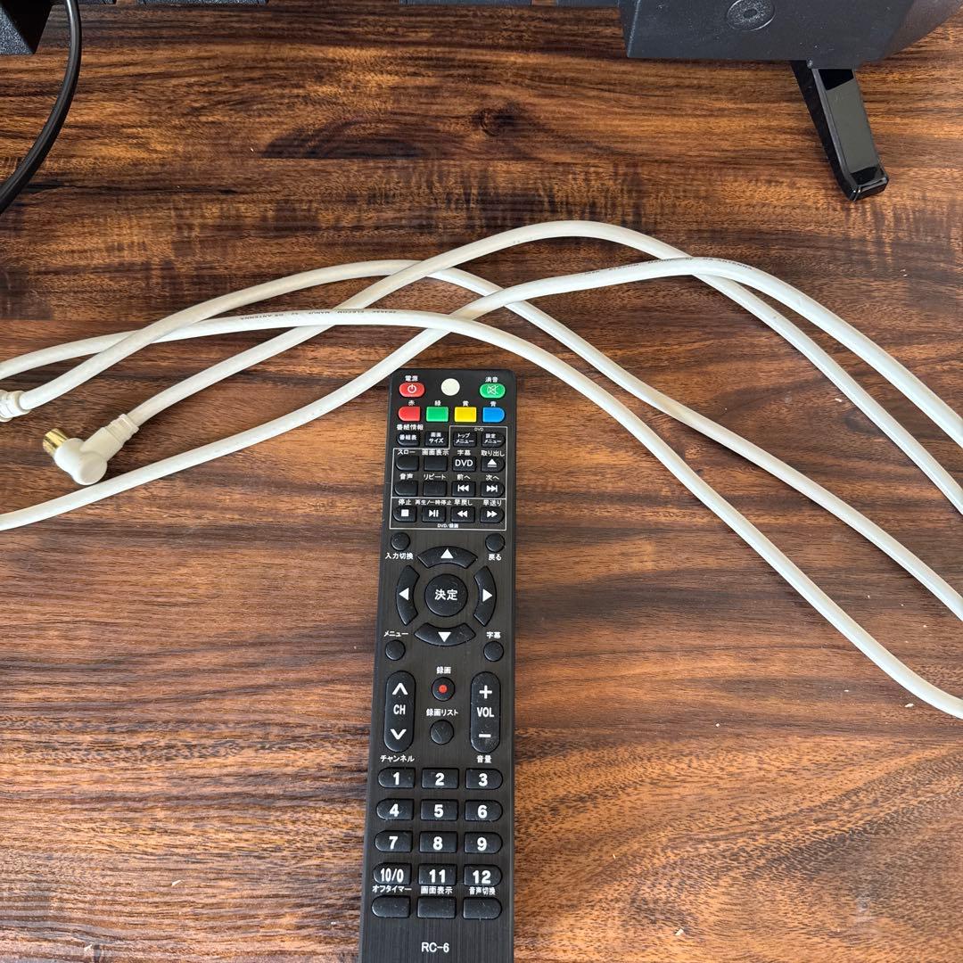 液晶テレビ 24インチ 地上デジタル　DVDプレーヤー内蔵　同軸ケーブル付き