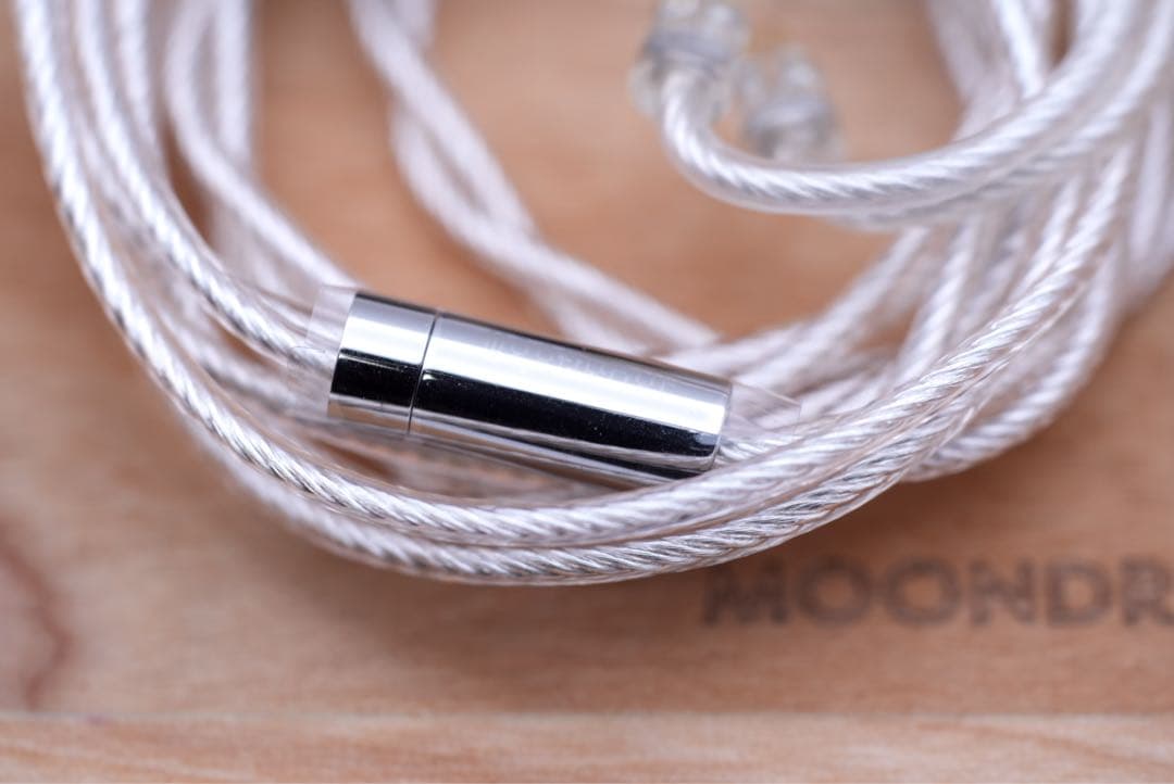 【1/5まで出品】MOONDROP 雪月花