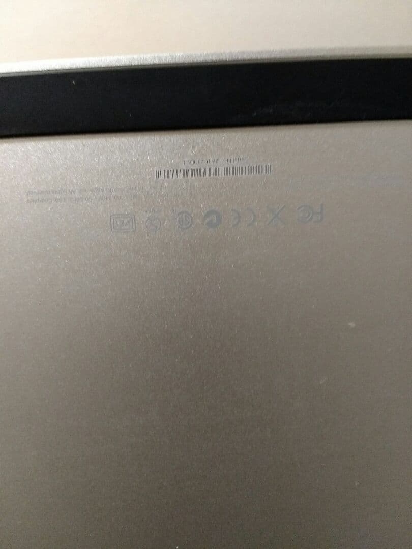 サンダーボルトディスプレイ27インチ