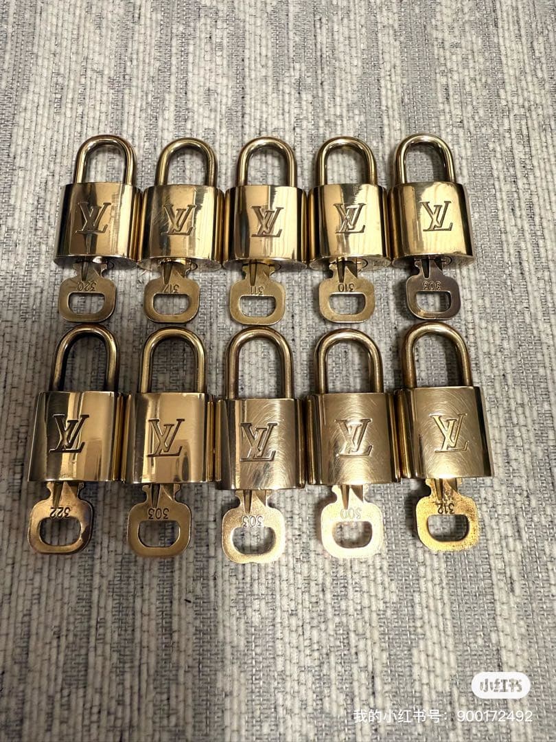 Louis Vuitton 南京錠 10個セット ゴールド