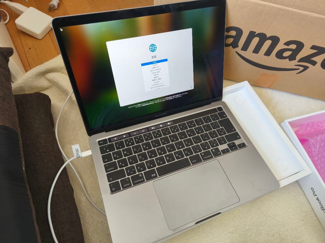 2022年製　M2/16GB Macbookpro　タッチバー