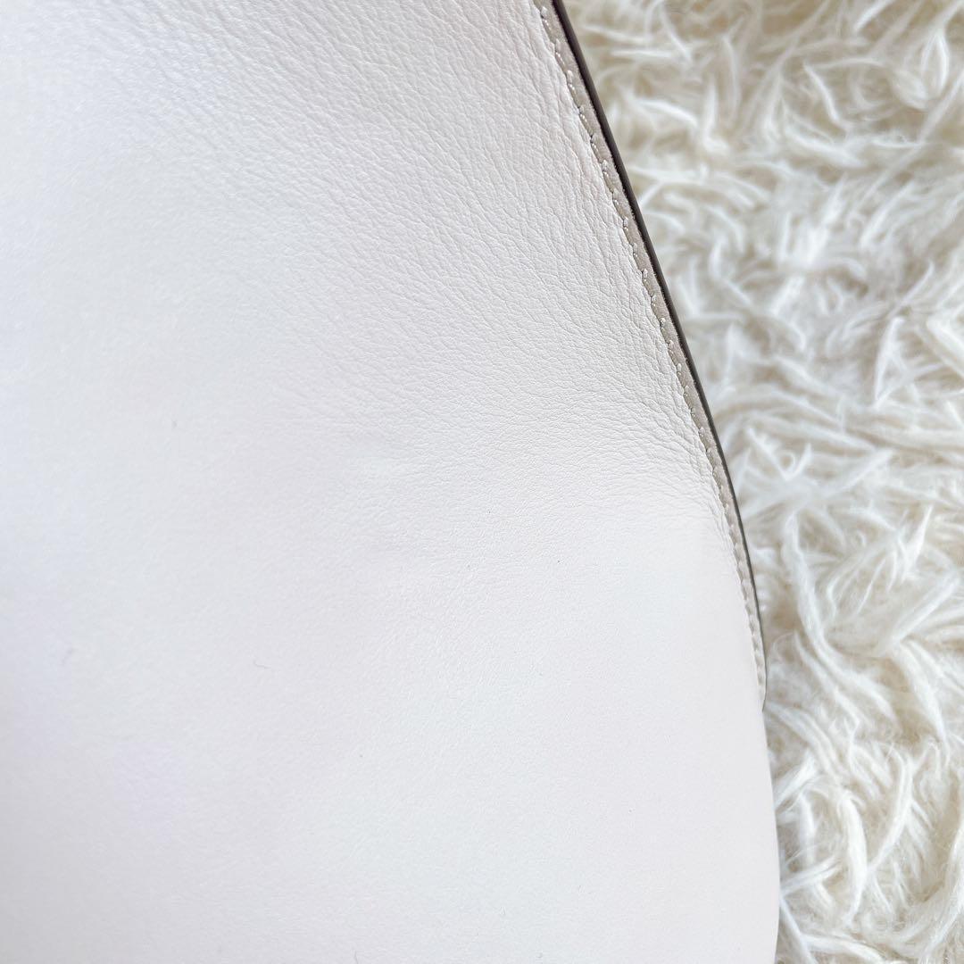 美品✨オルセット CORDAバケットバッグ ノット　牛革　巾着袋付き　バイカラー