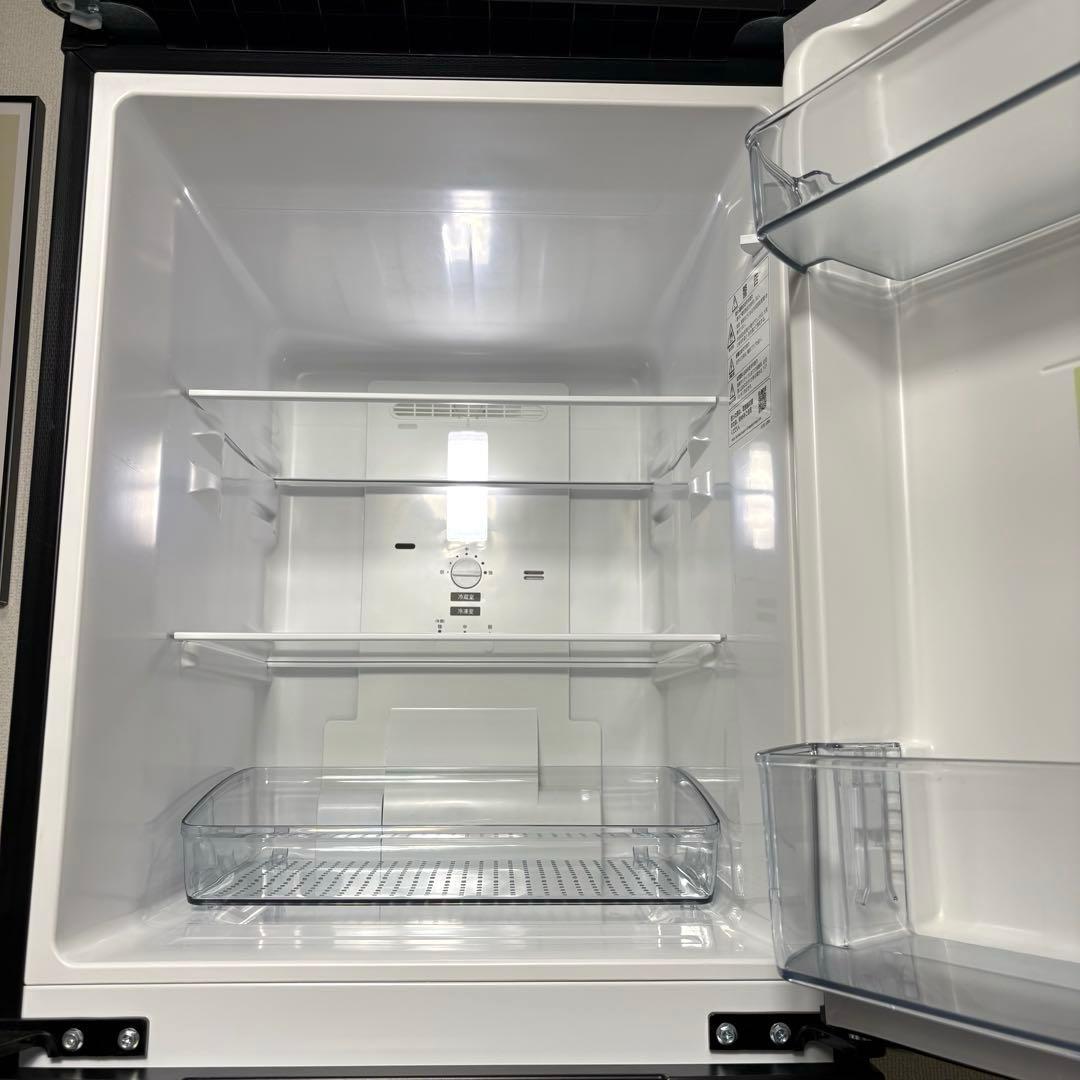 2023年製 冷蔵庫 一人暮らし 単身用 小型 3ヶ月保証付 送料無料 シャープ