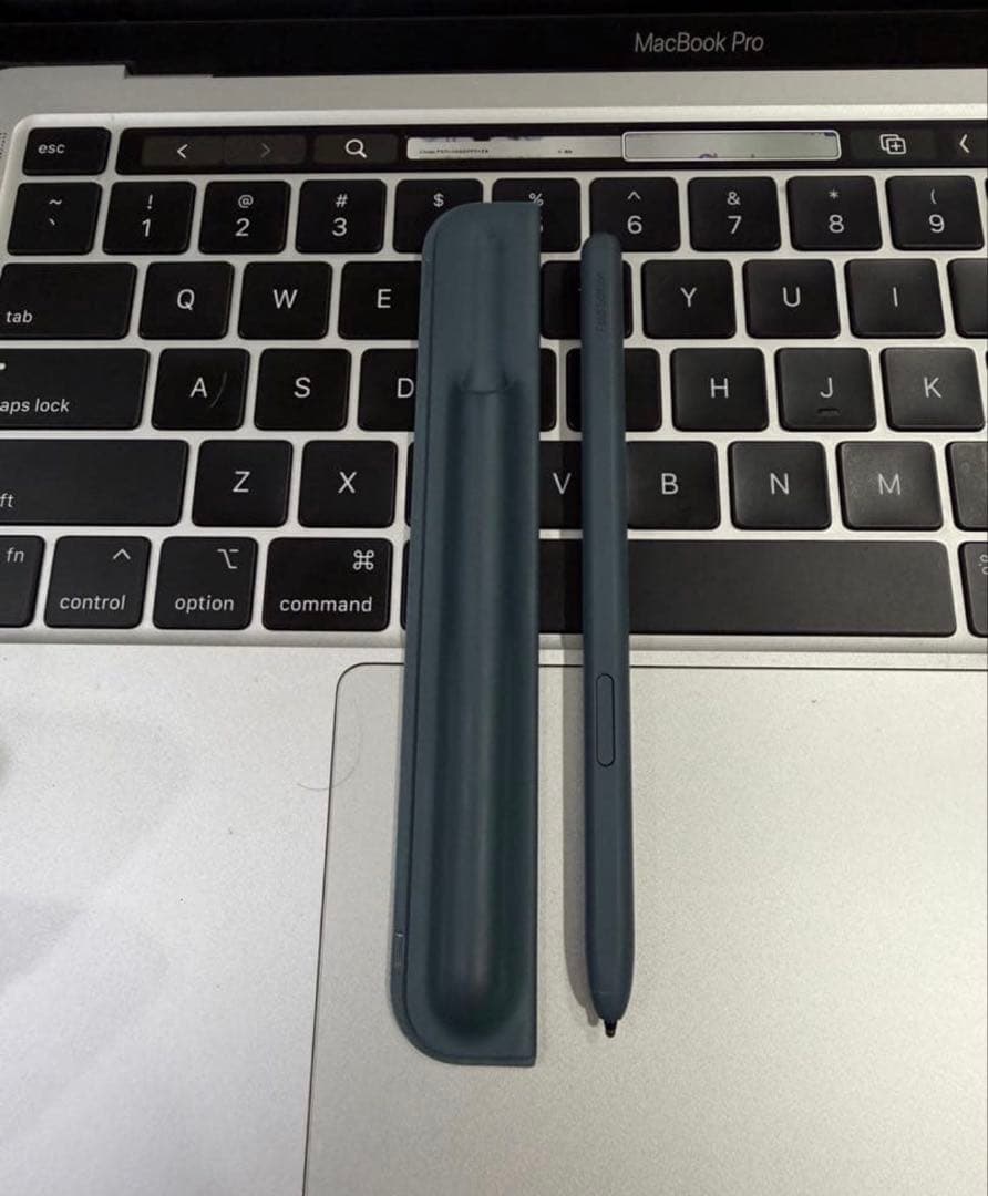 Samsung Galaxy Z Fold 4 グレー 本体