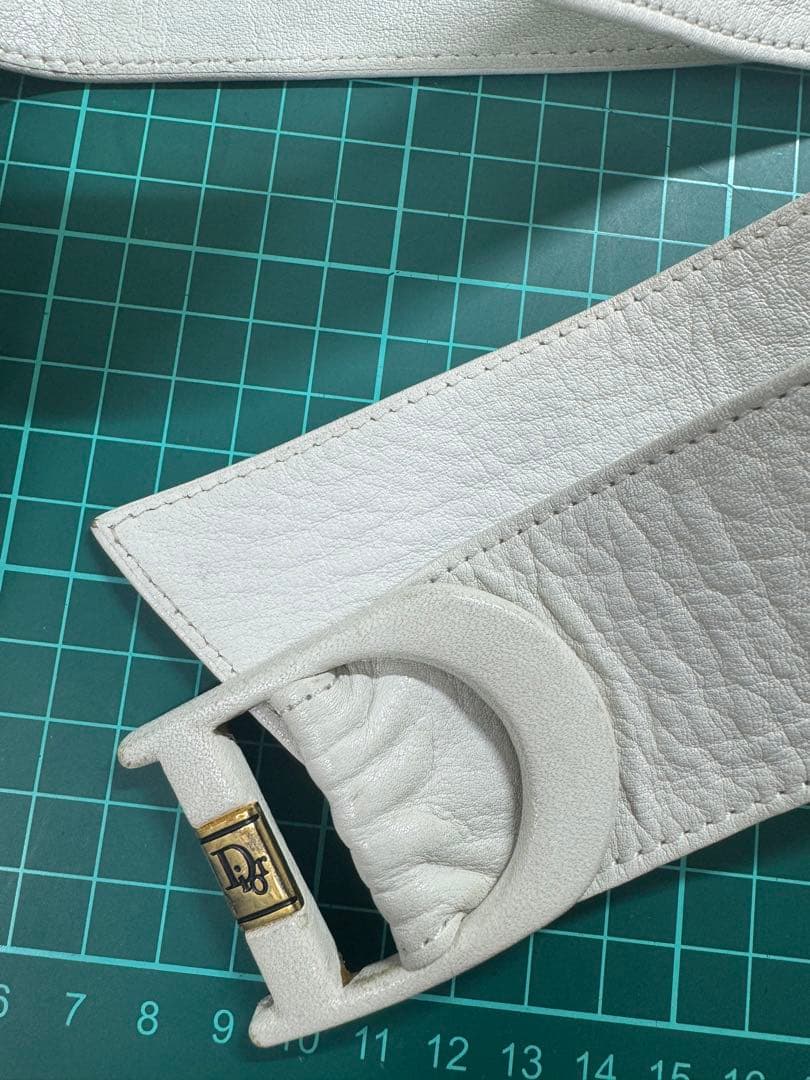 Diorディオール サッシュベルト レザー ホワイト フリーサイズ
