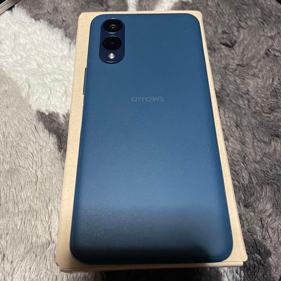 arrows We2 スマートフォン ネイビーグリーン