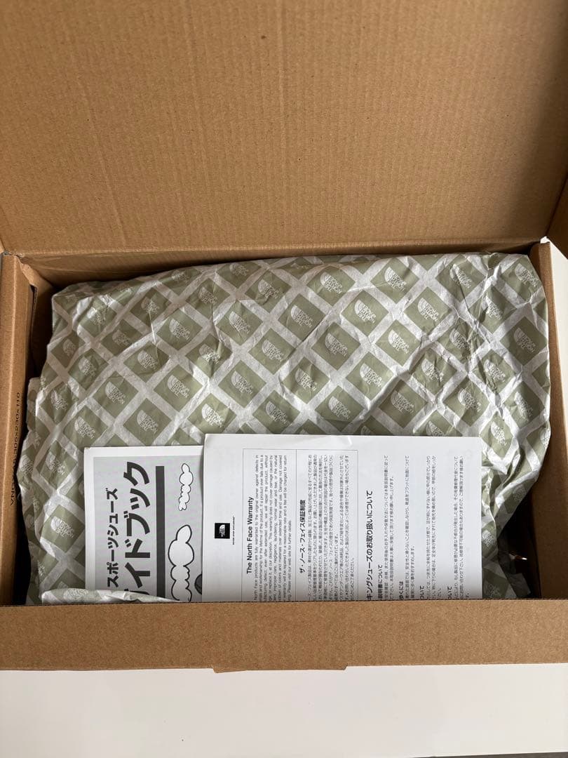 新品未使用品　箱入タグ付　ノースフェイス　ベージュ　ブーツ　24センチ