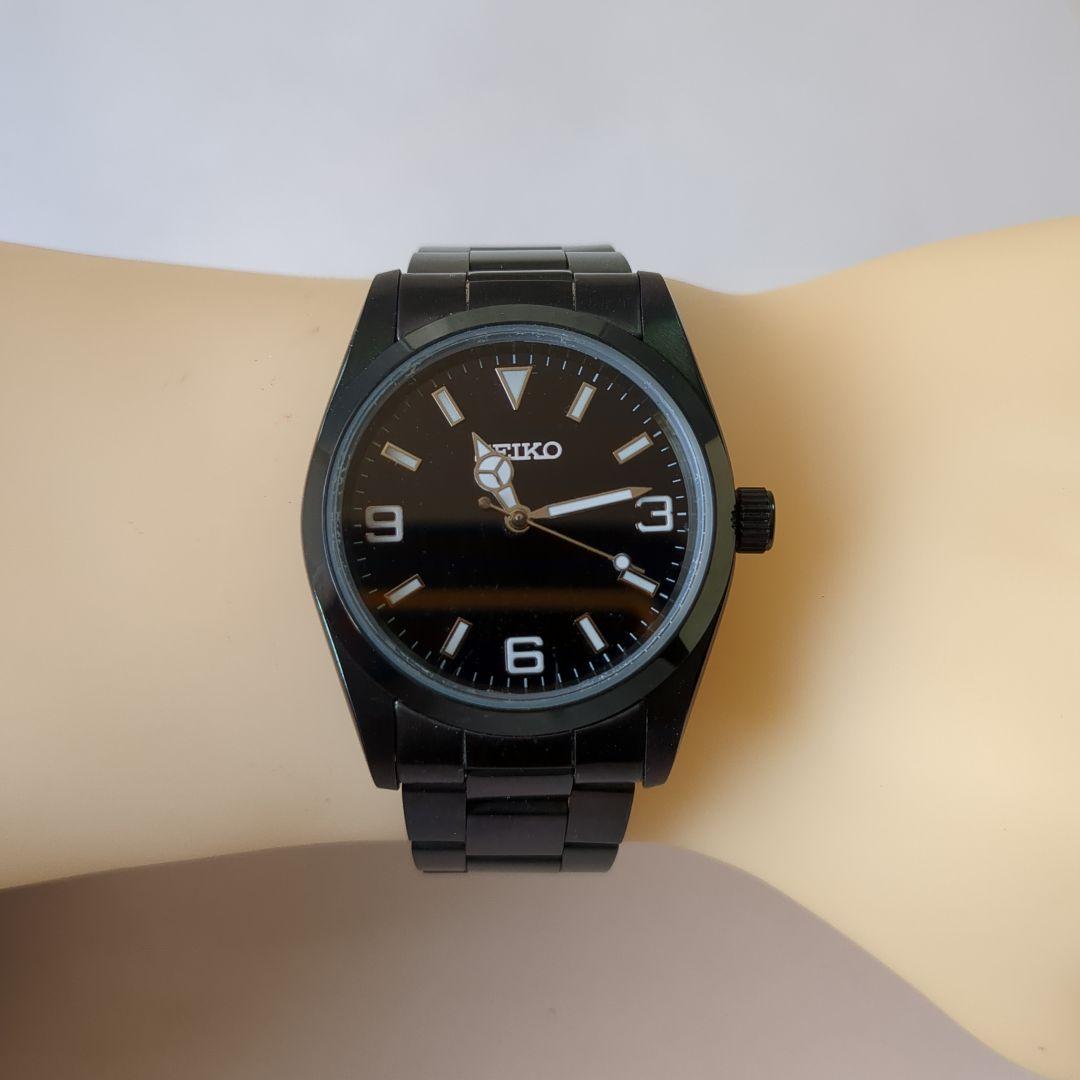 カスタム品　機械式のようなクォーツに換装　ブラック