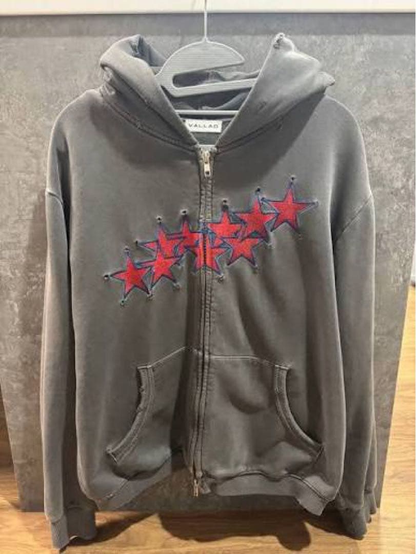 トップス vallad STAR DAMAGED ZIP UP HOODIE