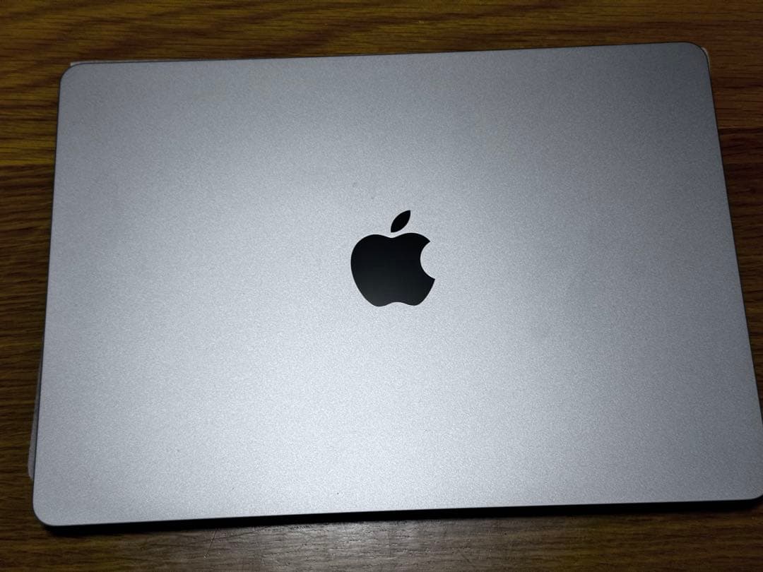 MacBook本体 MacBook Air 2022 M2 8GB 256GB