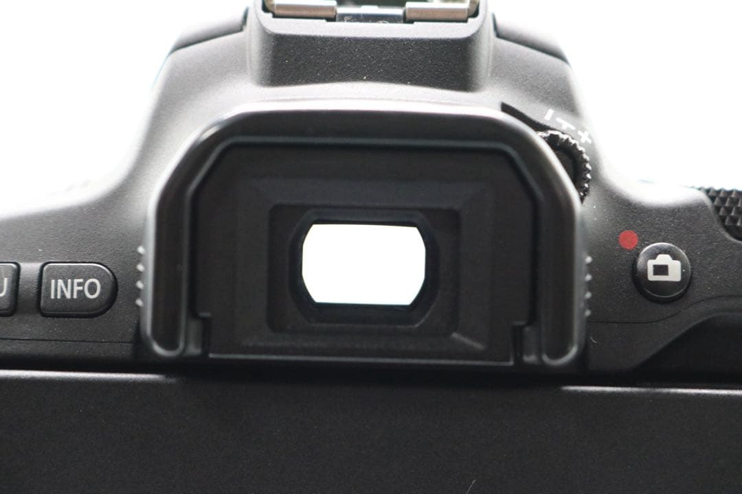 超美品 【Canon EOS Kiss X9 ダブルレンズセット】 安心保証◎