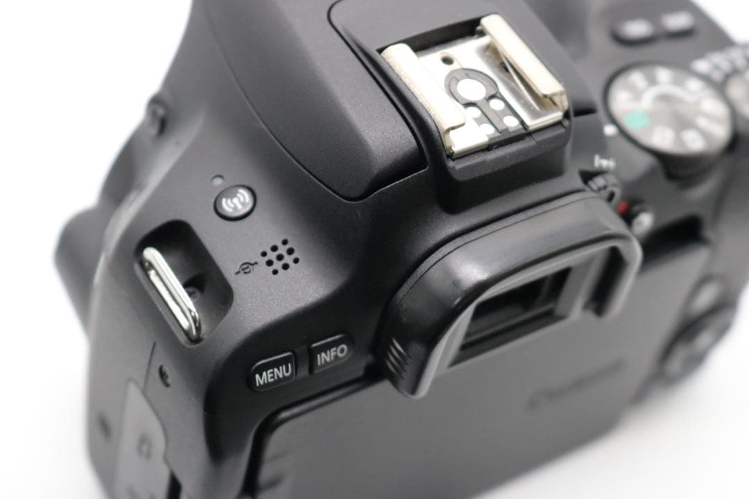 超美品 【Canon EOS Kiss X9 ダブルレンズセット】 安心保証◎