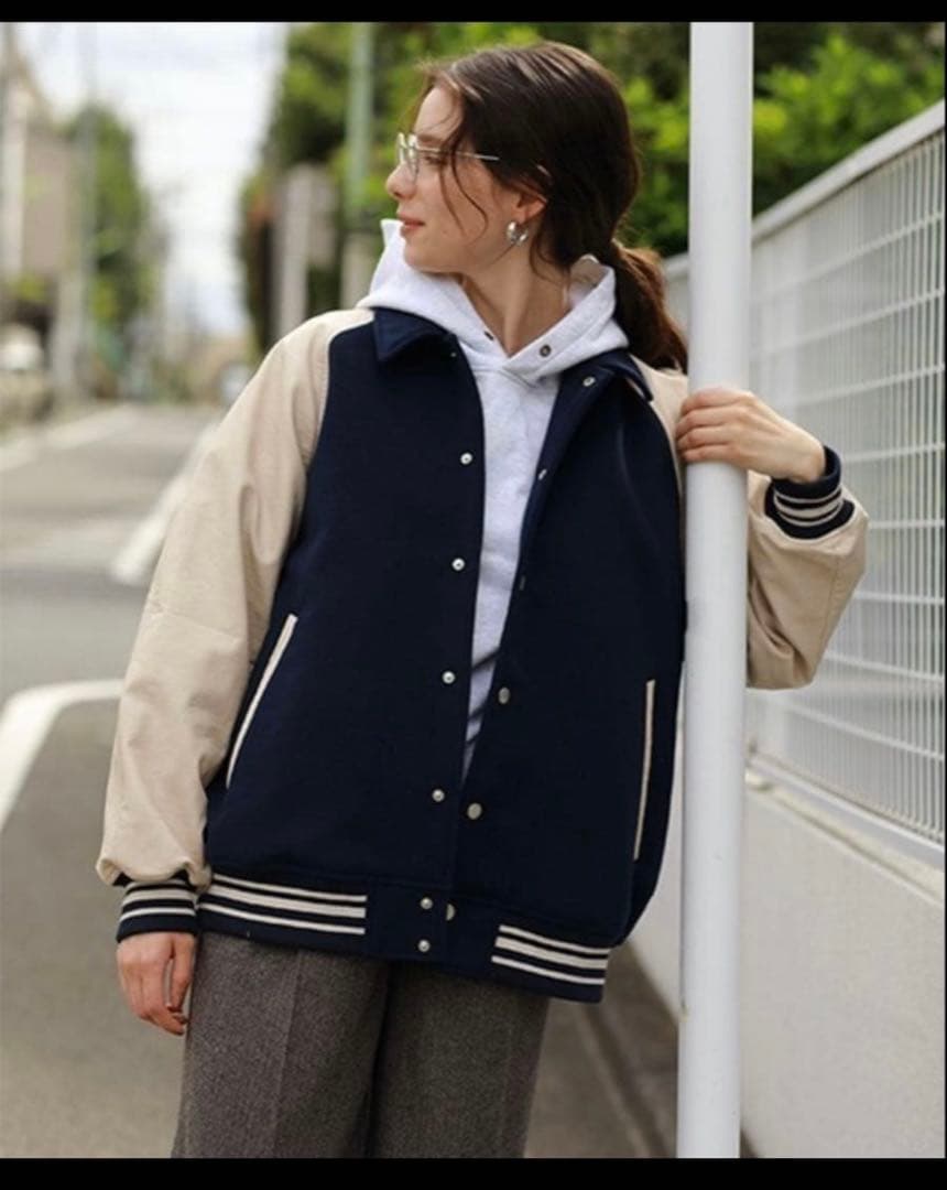 クレドナcredonaスタンダードルーズスタジャンネイビー