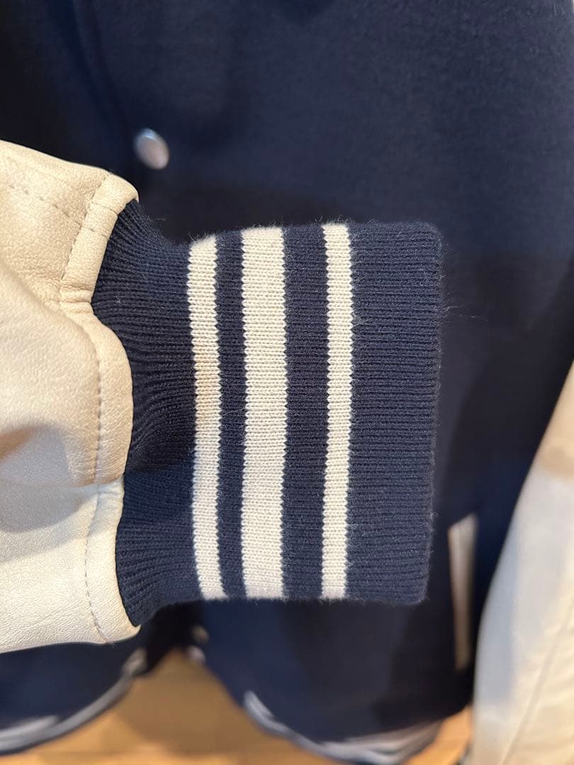 クレドナcredonaスタンダードルーズスタジャンネイビー