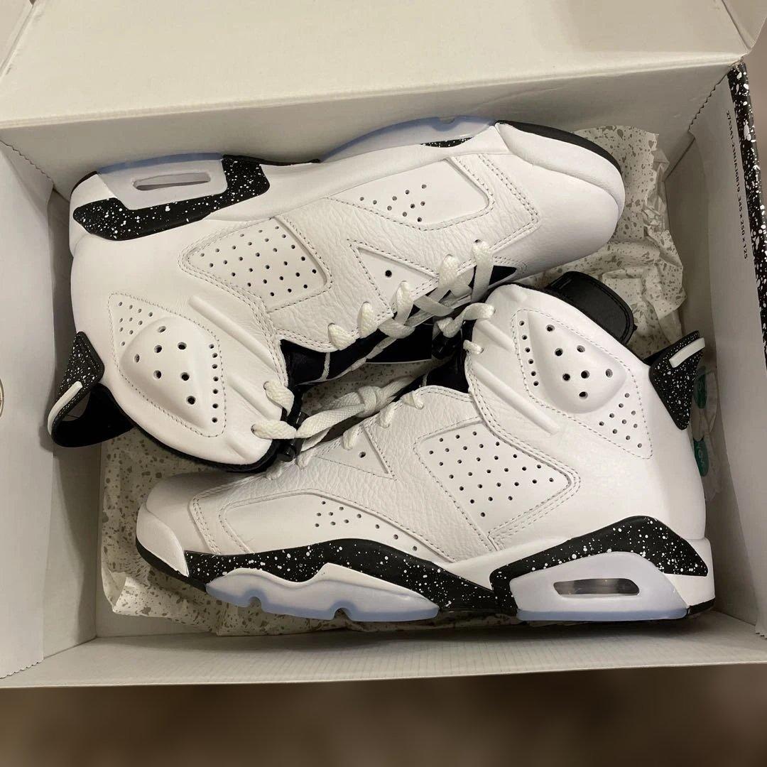 27㎝新品エアジョーダン6　オレオ　30,000円Air ホワイト/ブラック
