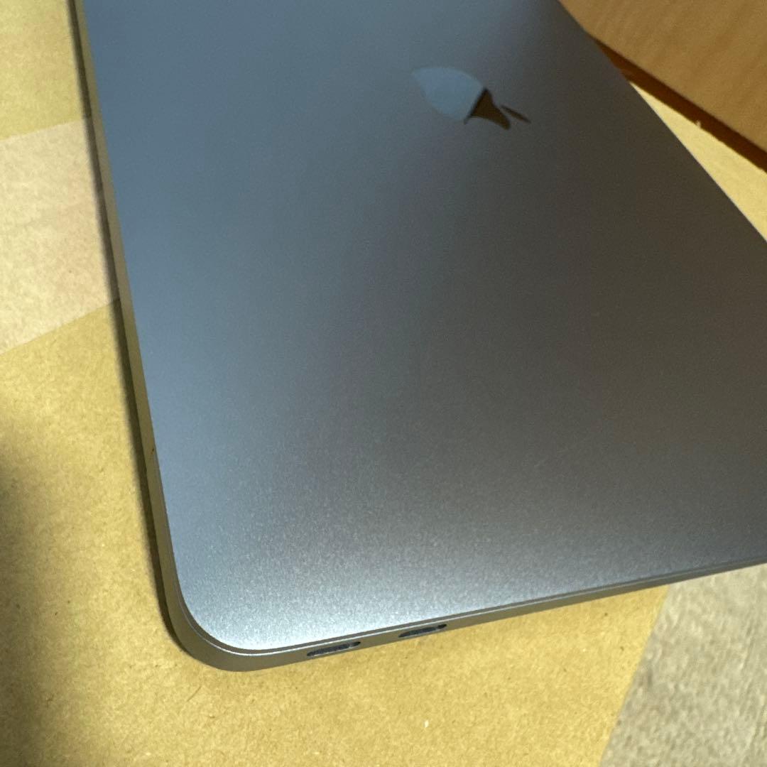 アップルMGN63JA MacBook Air 13.3インチスペースグレイ