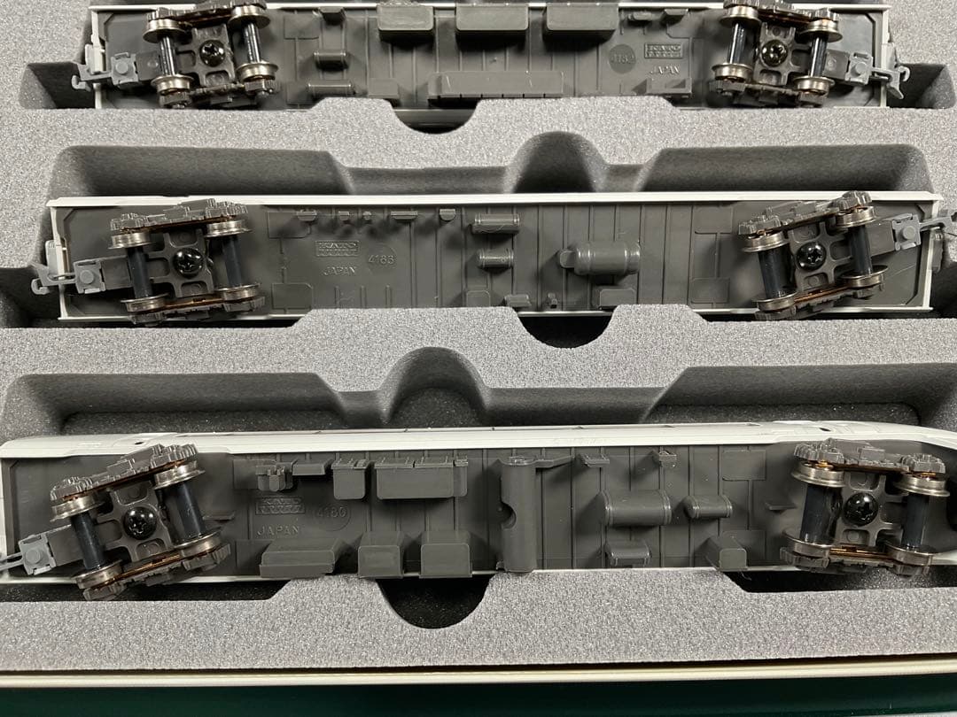 KATO 10-164 651系　スーパーひたち　交直両用特急形電車