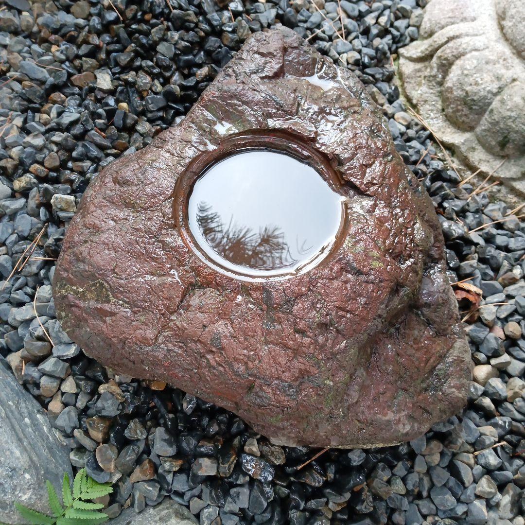 手水鉢　蹲　灯籠　臼　庭石　ガーデニング