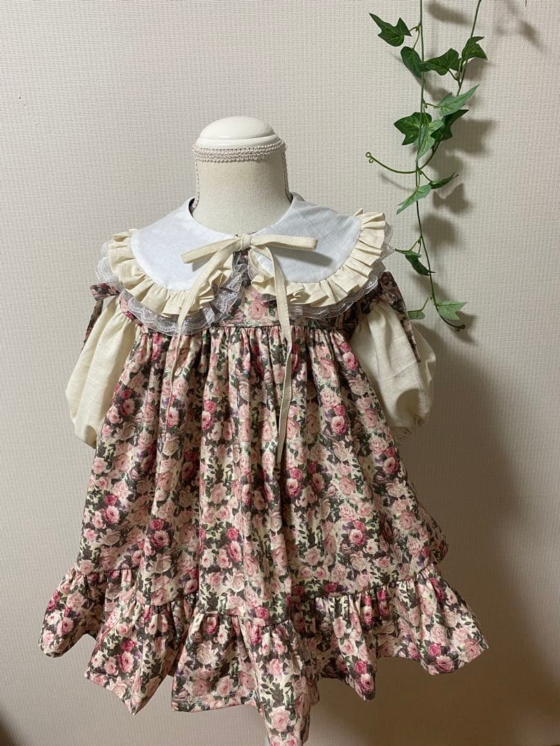 ハンドメイド　ふっくら袖ワンピース　90㎝つけ襟セット