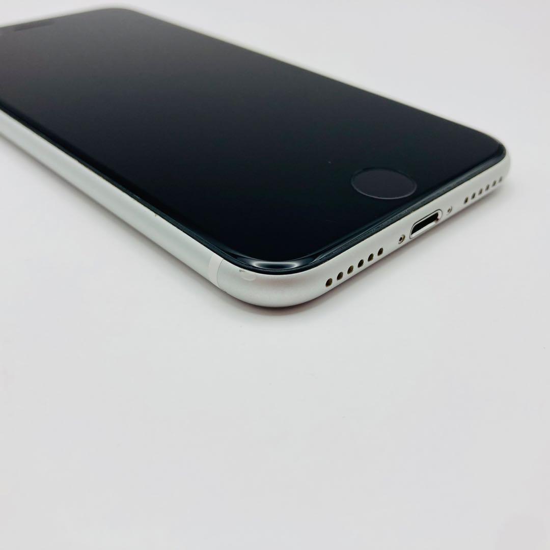 ②Apple iPhone SE2 ホワイト　白　アップル　アイフォン　第二世代