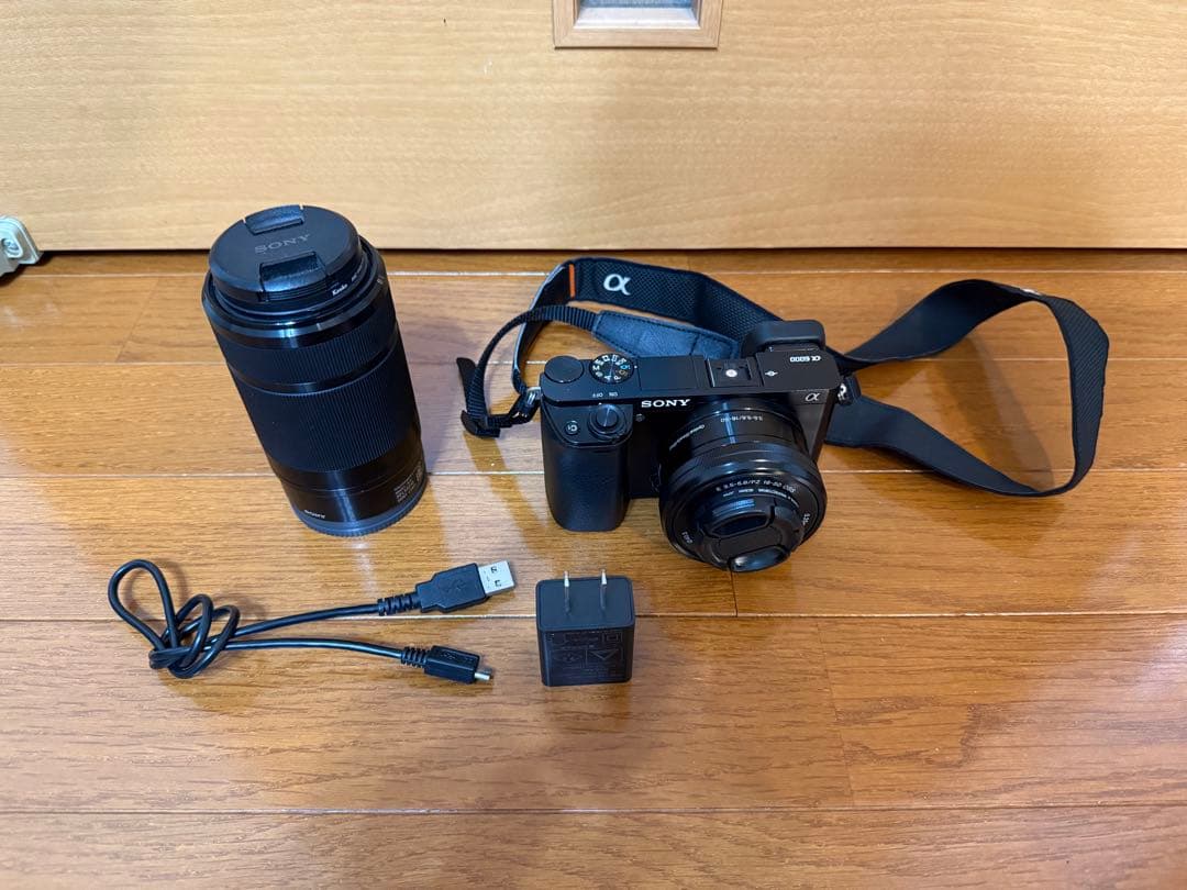 T*o様 (難あり)Sony α6000 ミラーレス一眼カメラ　ダブルズームレン