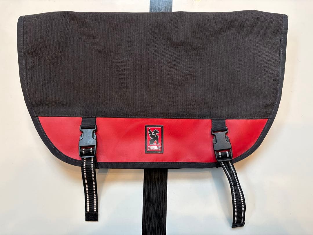 【美品】CHROME メッセンジャーバッグ ミニメトロ 黒/赤