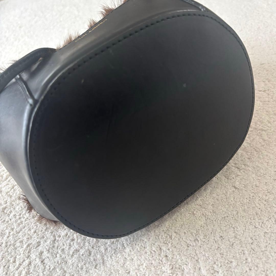 ヴィオラドーロ　レザー　ファー　ハンドバッグ