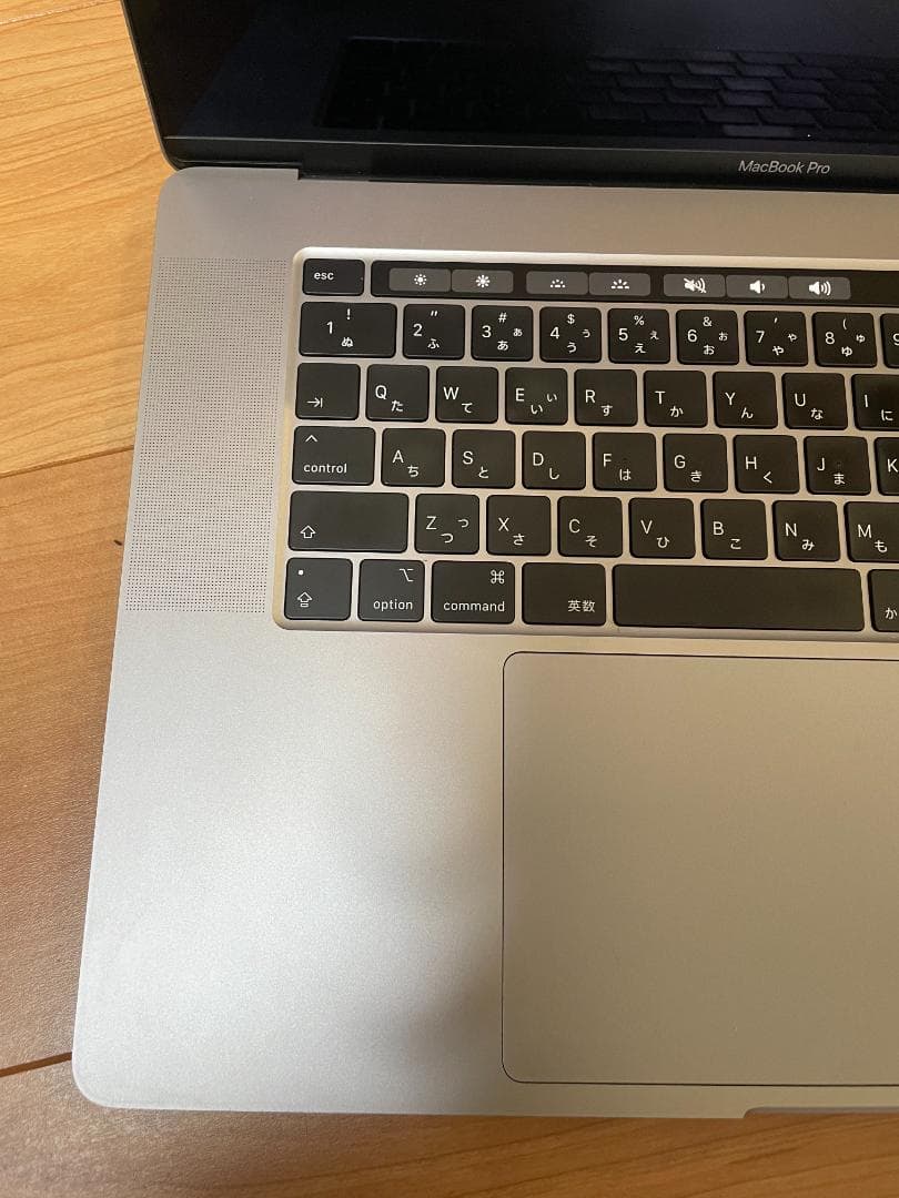 シルバー MacBook 本体 A4121　箱付き