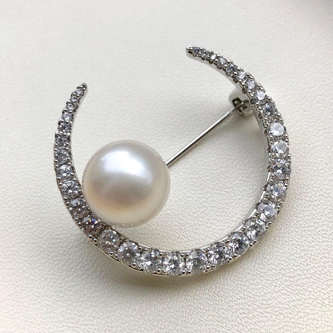 Aman様まとめ専用南洋白蝶真珠クリーム10.6㍉「三日月」ブローチBEN798